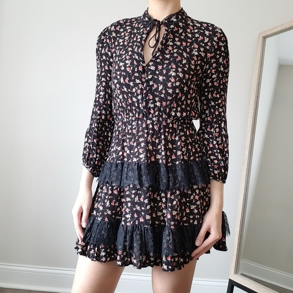 Forever 21 Keyhole tie dress